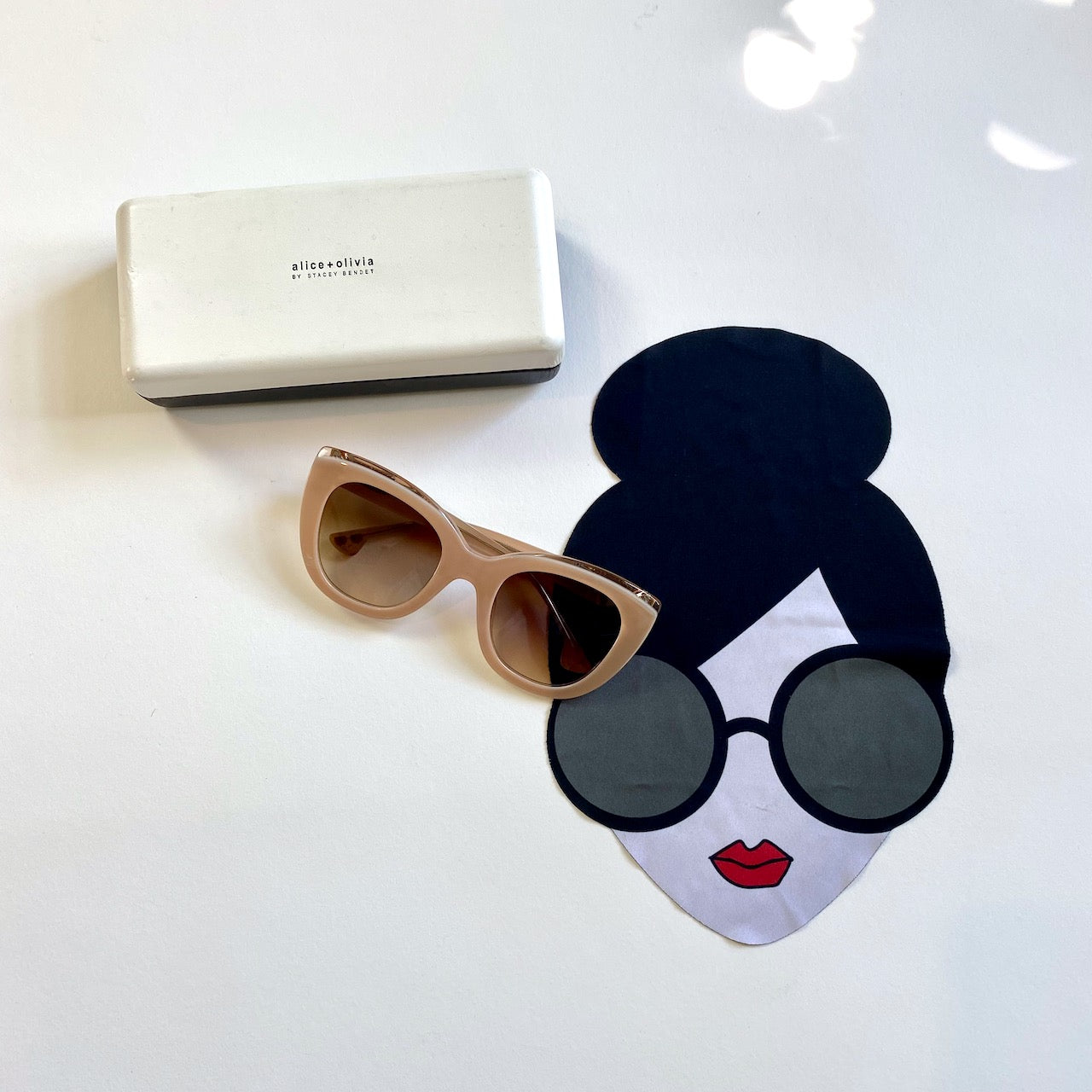 Alice sales olivia sunglasses