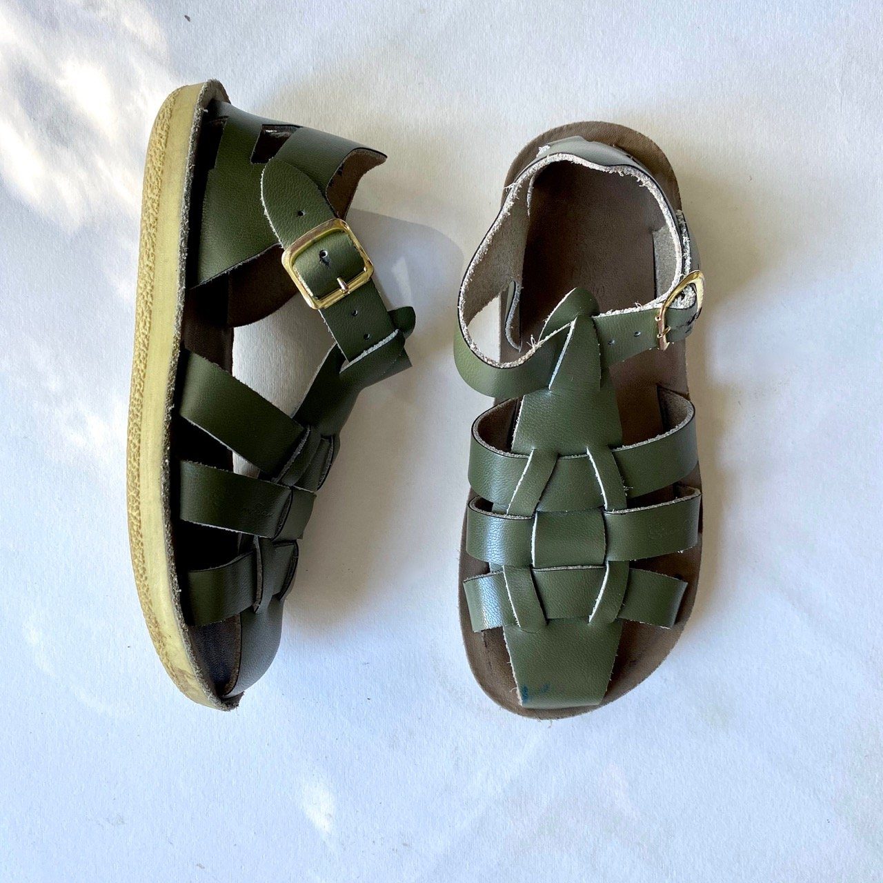 Olive green store salt water sandals