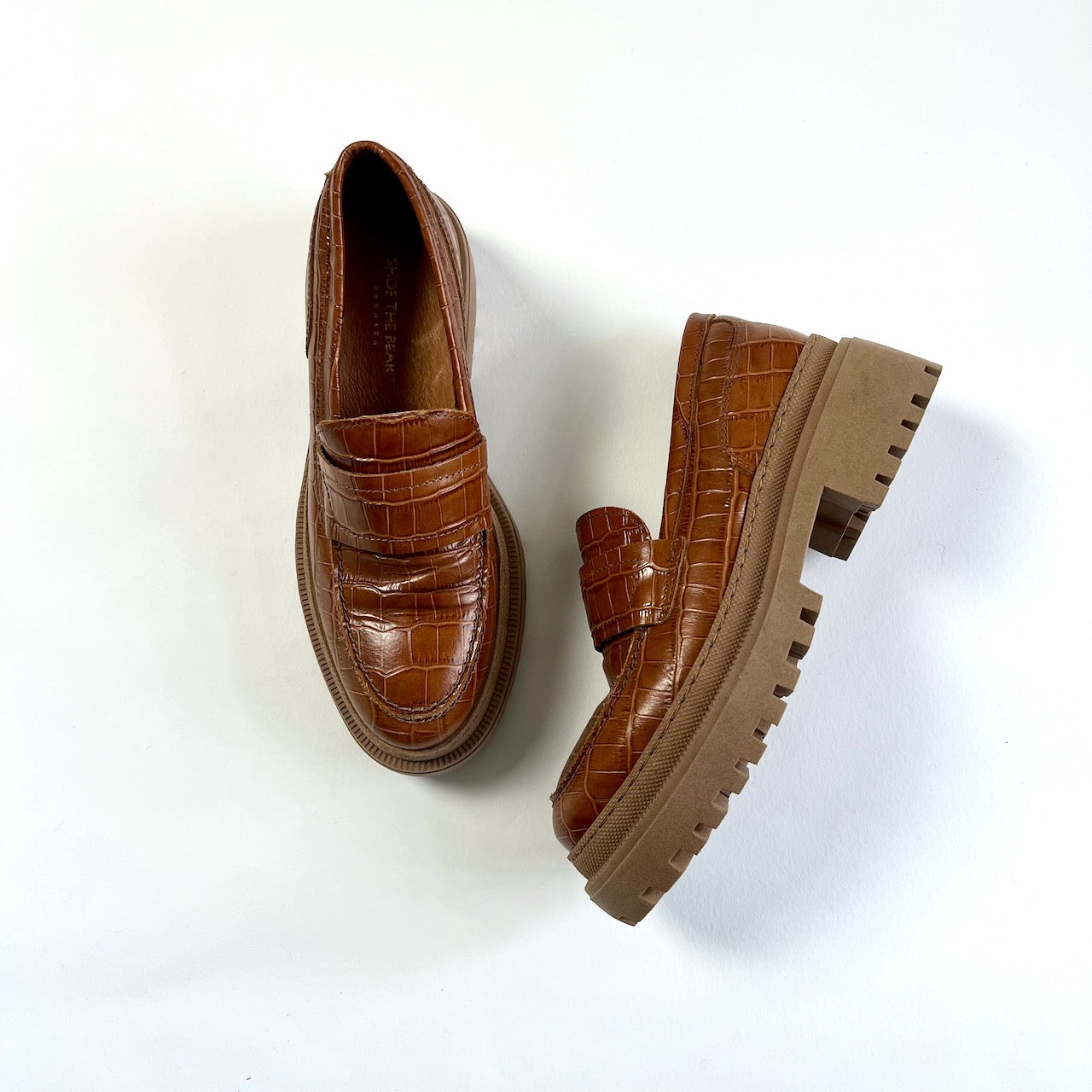 Shoe Bear 'Iona' platform chestnut croc leather loafers - new; cur Manifesto Woman
