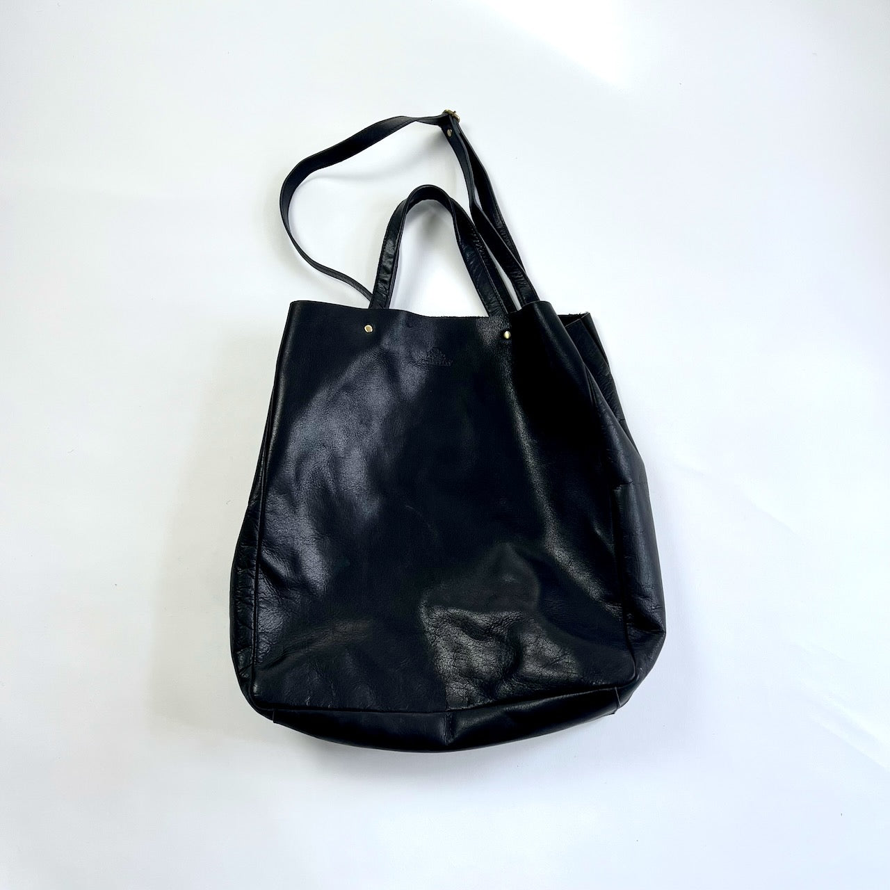 Rowallan black hot sale leather bag