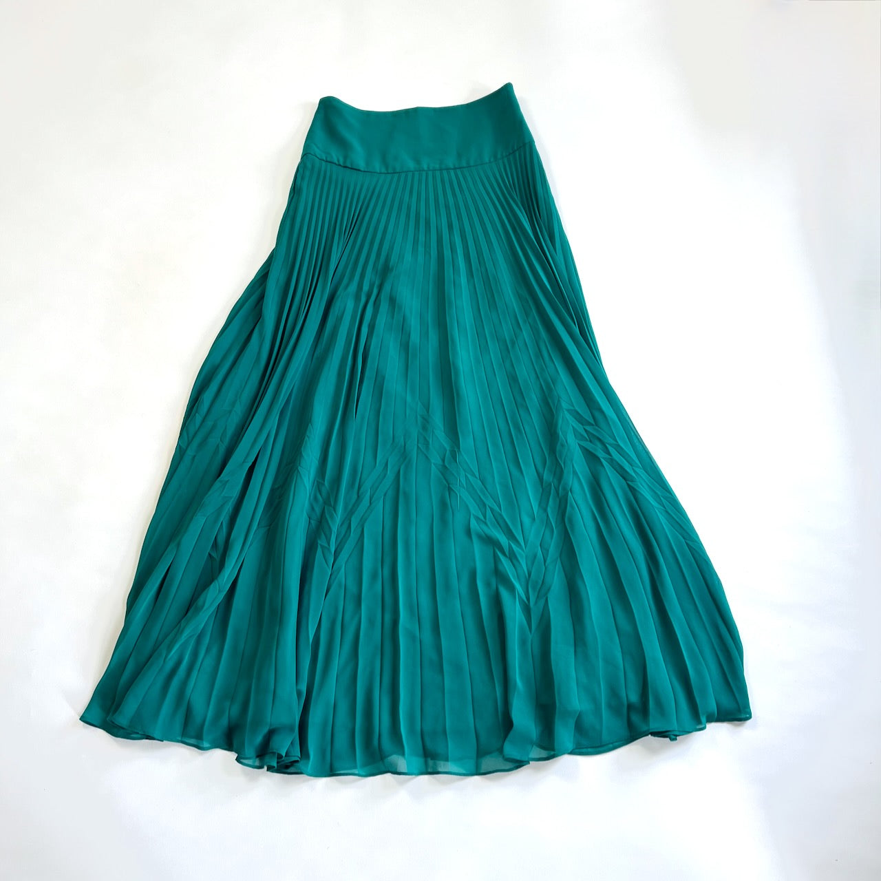 Green pleated hotsell skirt reiss