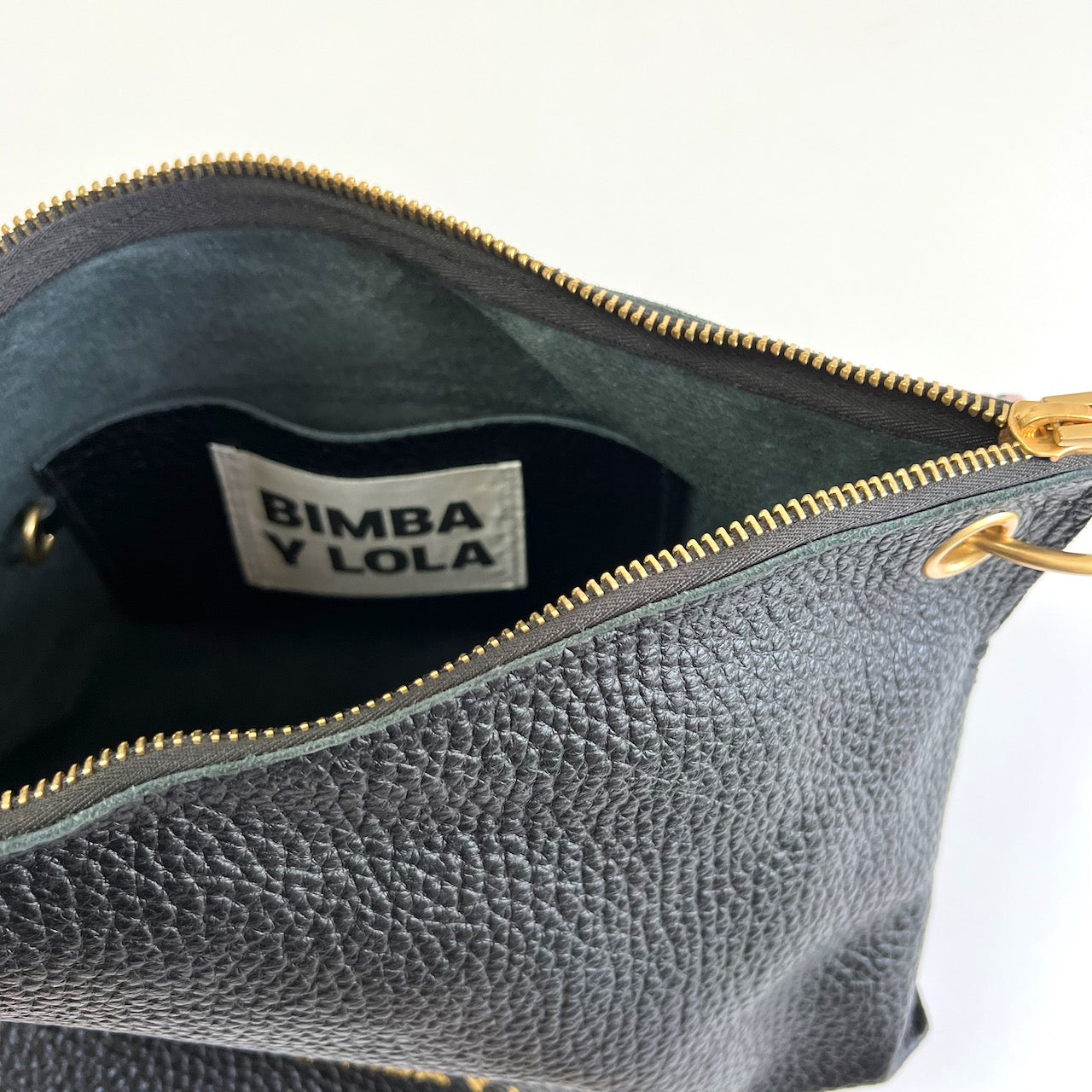 Handbag Bimba y Lola Black in Suede - 34441564