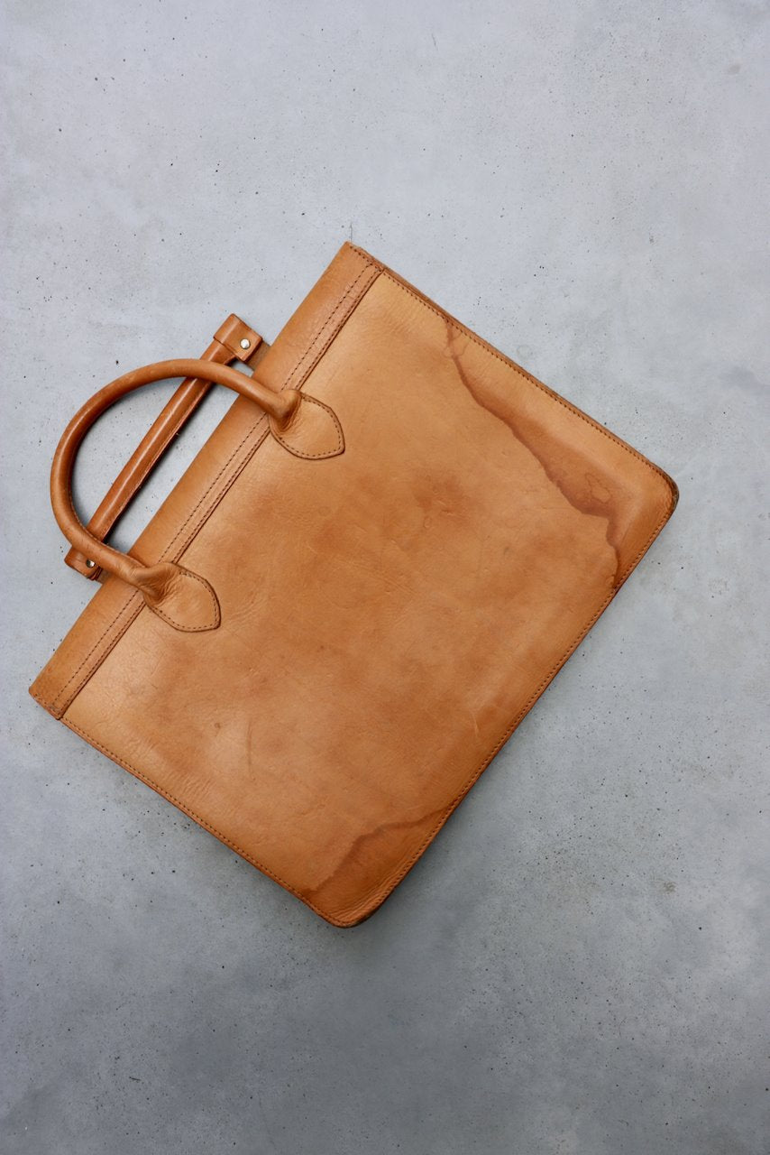 Vintage tan leather laptop briefcase bag