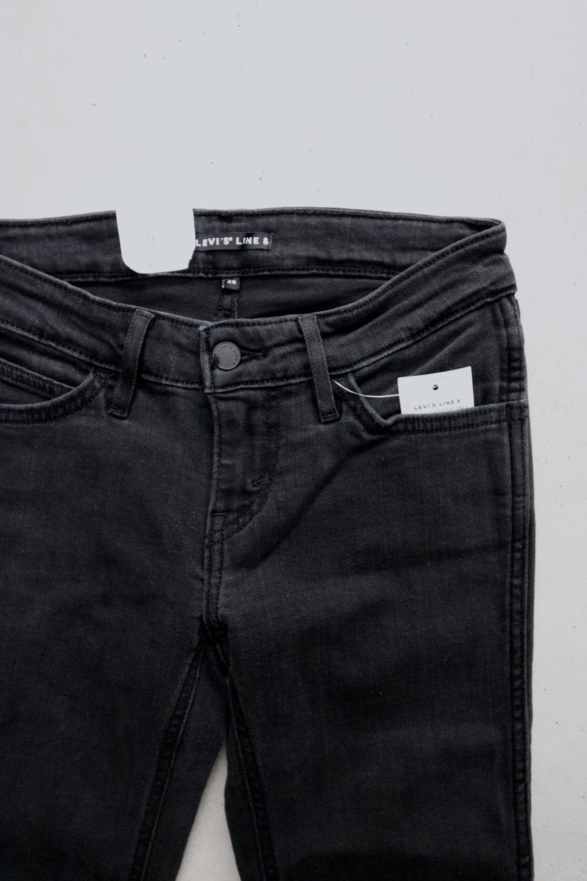 Levis line 8 black sale