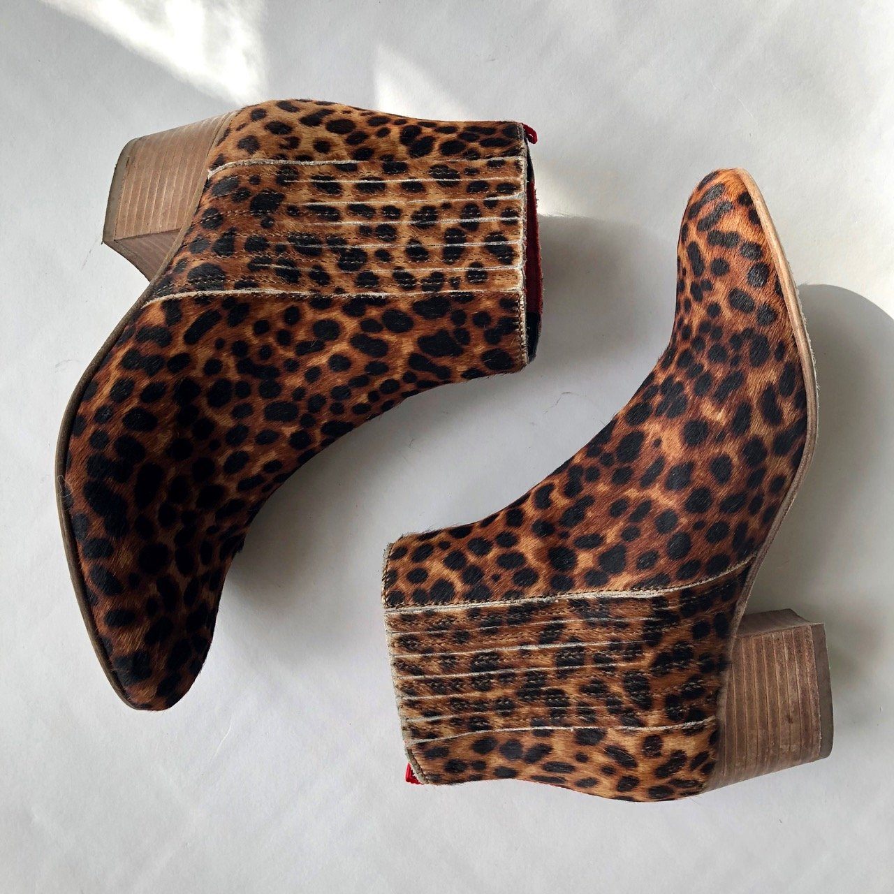 Boden leopard hot sale print boots