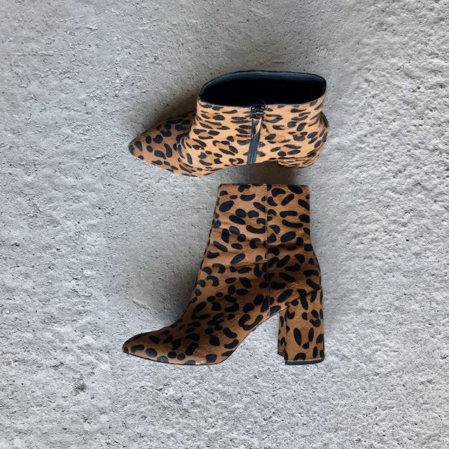 Leopard print hotsell boots topshop