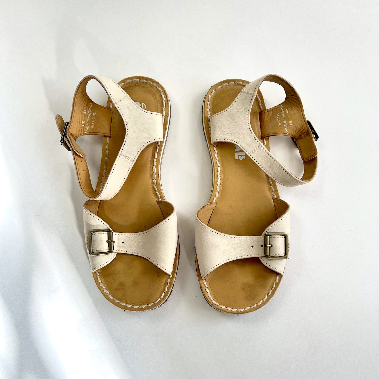 Clarks originals deals jesus sandals